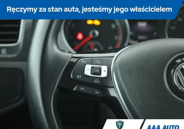 Volkswagen Golf cena 57000 przebieg: 94005, rok produkcji 2017 z Alwernia małe 211